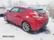 2014 Hyundai Veloster z VIN KMHTC6AD8EU214612, wystawiony jako IAAI lot #41258820 z przebiegiem 61 984 mil mil oraz . Historia ofert i sprzedaży dostępna na DreamBid. Obrazek 3.