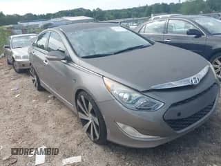 2012 Hyundai Sonata Hybrid z VIN KMHEC4A40CA027781, wystawiony jako IAAI lot #43058248 z przebiegiem 192 220 mil mil oraz . Historia ofert i sprzedaży dostępna na DreamBid. Obrazek 1.