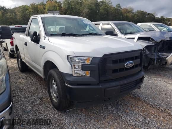 2017 Ford F-150 XL z VIN 1FTMF1E8XHFB77412, wystawiony jako Copart lot #83943595 z przebiegiem 61 976 mil mil oraz Czysty tytuł • Clean title. Historia ofert i sprzedaży dostępna na DreamBid. Obrazek 4.