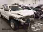 2006 Dodge Dakota z VIN 1D7HW22NX6S579197, wystawiony jako IAAI lot #41816797 z przebiegiem 223 900 mil mil oraz . Historia ofert i sprzedaży dostępna na DreamBid. Obrazek 6.