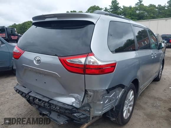 2017 Toyota Sienna LE с VIN 5TDJZ3DC8HS184113, выставлен на аукционе IAAI как лот 43153189 с пробегом 100 814 миль миль и . История ставок и продаж доступна на DreamBid. Изображение 4.