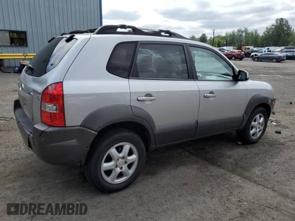 2005 Hyundai Tucson GLS с VIN KM8JN12D15U130408, выставлен на аукционе Copart как лот 59990775 с пробегом 242 555 миль миль и Списание • Salvage title. История ставок и продаж доступна на DreamBid. Изображение 3.