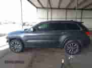 2018 Jeep Grand Cherokee Overland with VIN 1C4RJFCG3JC268170, listed as a IAAI auction lot 41957196 with 94,811 mi miles and . Bid and sale history available at DreamBid. Image 15.