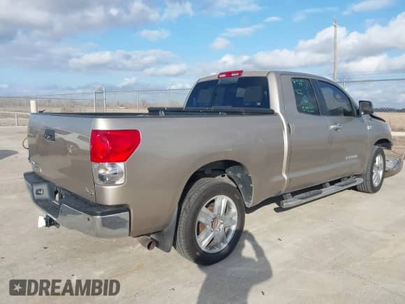 2008 Toyota Tundra Limited с VIN 5TBBV58108S520446, выставлен на аукционе IAAI как лот 41461273 с пробегом 218 480 миль миль и . История ставок и продаж доступна на DreamBid. Изображение 4.