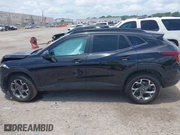 2024 Chevrolet Trax LT с VIN KL77LHE26RC133062, выставлен на аукционе IAAI как лот 42671264 с пробегом 21 860 миль миль и . История ставок и продаж доступна на DreamBid. Изображение 14.