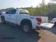 2007 Toyota Tundra SR5 с VIN 5TFBT54177X008291, выставлен на аукционе IAAI как лот 43185810 с пробегом 248 297 миль миль и . История ставок и продаж доступна на DreamBid. Изображение 3.