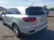 2019 Kia Sorento L z VIN 5XYPG4A30KG433468, wystawiony jako IAAI lot #43051220 z przebiegiem 135 025 mil mil oraz . Historia ofert i sprzedaży dostępna na DreamBid. Obrazek 3.