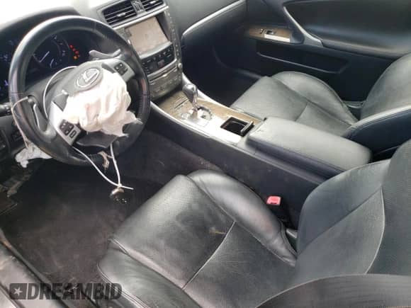 2012 Lexus IS 250 C z VIN JTHFF2C20C2521700, wystawiony jako Copart lot #50581405 z przebiegiem 123 547 mil mil oraz Szkoda całkowita • Salvage title. Historia ofert i sprzedaży dostępna na DreamBid. Obrazek 8.