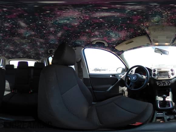 2009 Volkswagen Tiguan с VIN WVGCV75N09W511788, выставлен на аукционе IAAI как лот 42940227 с пробегом 241 331 миль миль и . История ставок и продаж доступна на DreamBid. Изображение 18.