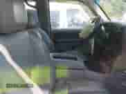 2003 Chevrolet Suburban LS с VIN 3GNEC16ZX3G299562, выставлен на аукционе IAAI как лот 42645639 с пробегом 120 845 миль миль и . История ставок и продаж доступна на DreamBid. Изображение 5.