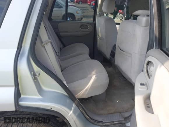 2008 Chevrolet TrailBlazer 1LT с VIN 1GNDT13S282143907, выставлен на аукционе IAAI как лот 42800527 с пробегом 140 806 миль миль и . История ставок и продаж доступна на DreamBid. Изображение 8.