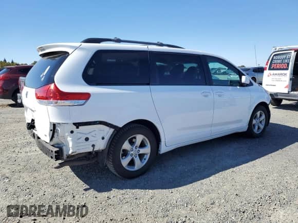 2014 Toyota Sienna LE with VIN 5TDKK3DC5ES505027, listed as a Copart auction lot 85507545 with 66,563 mi miles and Salvage title. Bid and sale history available at DreamBid. Image 3.