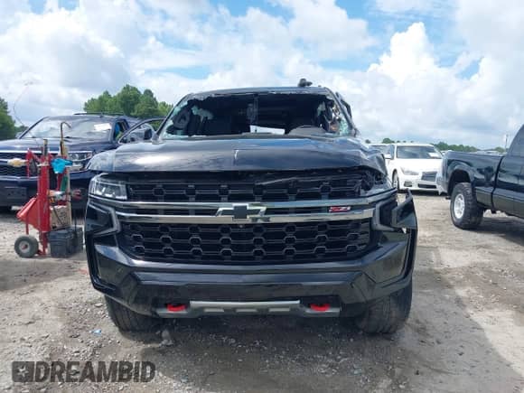 2022 Chevrolet Suburban Z71 с VIN 1GNSKDKD3NR264253, выставлен на аукционе IAAI как лот 42752318 с пробегом 56 161 миль миль и . История ставок и продаж доступна на DreamBid. Изображение 6.