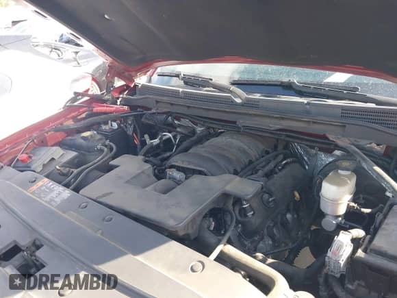 2018 GMC Sierra 1500 SLT z VIN 3GTP1NEC7JG332428, wystawiony jako IAAI lot #43496885 z przebiegiem Nie podano mil oraz . Historia ofert i sprzedaży dostępna na DreamBid. Obrazek 10.