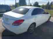 2015 Mercedes-Benz C 300 z VIN 55SWF4JBXFU087849, wystawiony jako IAAI lot #43339310 z przebiegiem 130 759 mil mil oraz . Historia ofert i sprzedaży dostępna na DreamBid. Obrazek 4.