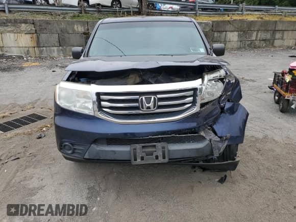 2013 Honda Pilot LX with VIN 5FNYF4H27DB071685, listed as a Copart auction lot 81696815 with 120,969 mi miles and Salvage title. Bid and sale history available at DreamBid. Image 5.