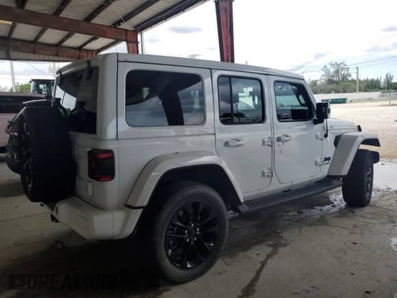 2021 Jeep Wrangler Unlimited Sahara High Altitude with VIN 1C4HJXEG4MW540677, listed as a Copart auction lot 76091414 with Not provided miles and Salvage title. Bid and sale history available at DreamBid. Image 3.