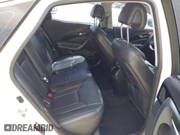 2015 Hyundai Azera Limited с VIN KMHFH4JG1FA476455, выставлен на аукционе IAAI как лот 42407261 с пробегом 110 293 миль миль и . История ставок и продаж доступна на DreamBid. Изображение 8.