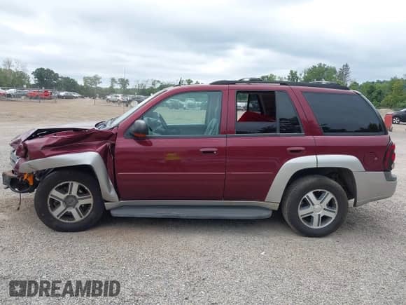 2005 Chevrolet TrailBlazer LS с VIN 1GNDT13S552290590, выставлен на аукционе IAAI как лот 42982312 с пробегом 145 402 миль миль и . История ставок и продаж доступна на DreamBid. Изображение 14.