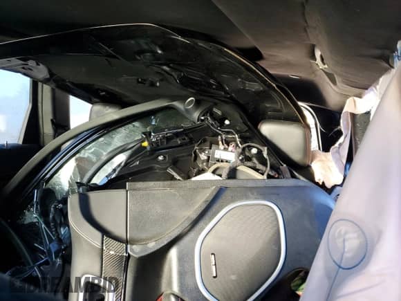 2015 Jeep Grand Cherokee SRT с VIN 1C4RJFDJ6FC683548, выставлен на аукционе Copart как лот 82465215 с пробегом Не указан миль и Списание • Salvage title. История ставок и продаж доступна на DreamBid. Изображение 10.