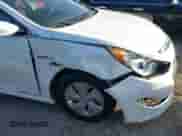 2014 Hyundai Sonata z VIN KMHEC4A42EA117419, wystawiony jako IAAI lot #42643601 z przebiegiem 66 189 mil mil oraz . Historia ofert i sprzedaży dostępna na DreamBid. Obrazek 6.