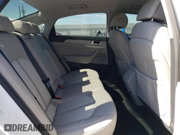 2016 Hyundai Sonata SE with VIN KMHE24L13GA014289, listed as a Copart auction lot 71982114 with 61,599 mi miles and Clean title. Bid and sale history available at DreamBid. Image 10.