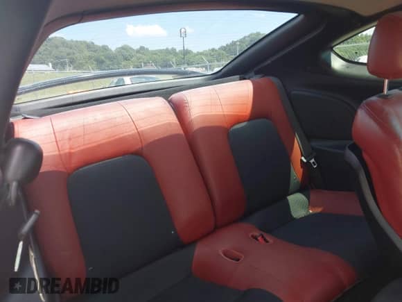 2007 Hyundai Tiburon GT с VIN KMHHN66F17U261929, выставлен на аукционе IAAI как лот 42679006 с пробегом 100 213 миль миль и . История ставок и продаж доступна на DreamBid. Изображение 8.