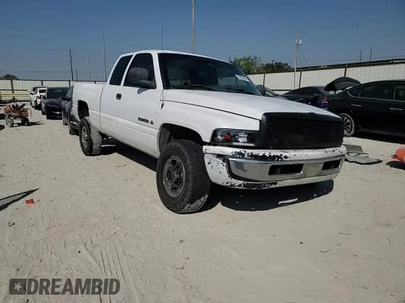 2000 Dodge 1500 with VIN 3B7HF12Y0YG147372, listed as a Copart auction lot 74925094 with 247,162 mi miles and Salvage title. Bid and sale history available at DreamBid. Image 10.