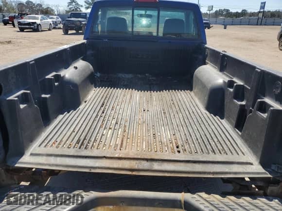 1998 Nissan Frontier XE z VIN 1N6DD21S8WC302979, wystawiony jako Copart lot #46728805 z przebiegiem Nie podano mil oraz Szkoda całkowita • Salvage title. Historia ofert i sprzedaży dostępna na DreamBid. Obrazek 10.