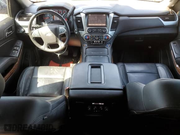 2015 Chevrolet Suburban LTZ z VIN 1GNSCKKC1FR224067, wystawiony jako Copart lot #80882695 z przebiegiem 125 803 mil mil oraz Szkoda całkowita • Salvage title. Historia ofert i sprzedaży dostępna na DreamBid. Obrazek 8.