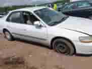 2000 Honda Accord LX z VIN 1HGCG5641YA131445, wystawiony jako IAAI lot #42441064 z przebiegiem 208 017 mil mil oraz . Historia ofert i sprzedaży dostępna na DreamBid. Obrazek 6.