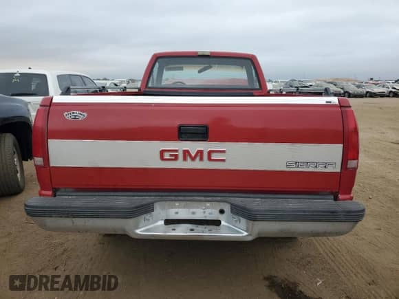 1988 GMC Sierra 1500 с VIN 1GTDK14K7JE502747, выставлен на аукционе Copart как лот 66706494 с пробегом 146 498 миль миль и Чистый • Clean title. История ставок и продаж доступна на DreamBid. Изображение 6.