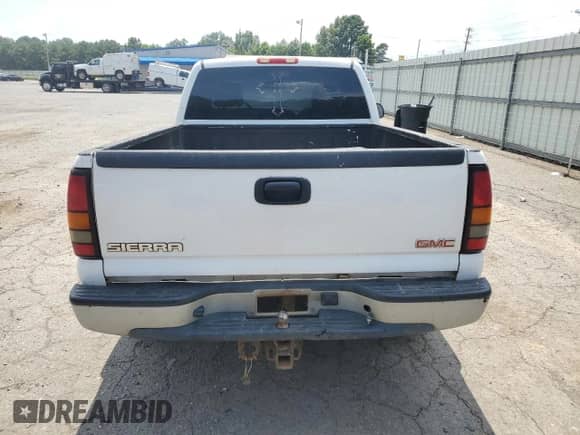 2007 GMC Sierra 1500 Work Truck z VIN 3GTEC14X17G190973, wystawiony jako Copart lot #66514815 z przebiegiem 208 100 mil mil oraz Szkoda całkowita • Salvage title. Historia ofert i sprzedaży dostępna na DreamBid. Obrazek 6.