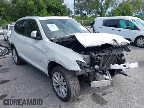 2017 BMW X3 sDrive28i с VIN 5UXWZ7C38H0V86410, выставлен на аукционе IAAI как лот 43357251 с пробегом 67 277 миль миль и . История ставок и продаж доступна на DreamBid. Изображение 1.