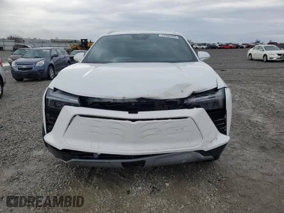 2024 Chevrolet Blazer EV eAWD LT z VIN 3GNKDBRJXRS216097, wystawiony jako Copart lot #51502465 z przebiegiem 6 068 mil mil oraz Szkoda całkowita • Salvage title. Historia ofert i sprzedaży dostępna na DreamBid. Obrazek 5.