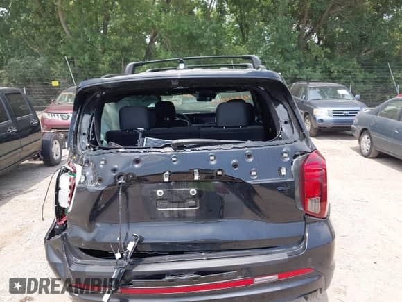 2025 Hyundai Palisade Calligraphy с VIN KM8R7DGE5SU841797, выставлен на аукционе IAAI как лот 42862503 с пробегом 1 836 миль миль и . История ставок и продаж доступна на DreamBid. Изображение 15.