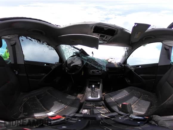 2011 Volkswagen Tiguan S with VIN WVGAV7AX4BW506582, listed as a IAAI auction lot 42080965 with Not provided miles and . Bid and sale history available at DreamBid. Image 19.