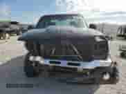 2005 GMC Sierra 1500 SLT z VIN 2GTEK13T551275841, wystawiony jako Copart lot #53495535 z przebiegiem 193 246 mil mil oraz Szkoda całkowita • Salvage title. Historia ofert i sprzedaży dostępna na DreamBid. Obrazek 5.