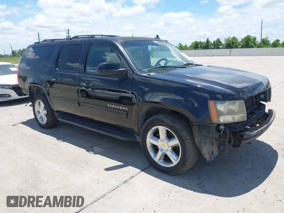 2013 Chevrolet Suburban LT with VIN 1GNSKJE71DR168382, listed as a IAAI auction lot 42821206 with 209,210 mi miles and . Bid and sale history available at DreamBid. Image 1.