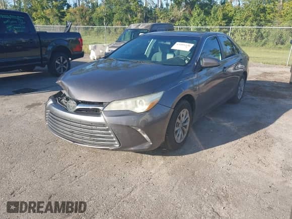 2015 Toyota Camry SE z VIN 4T1BF1FKXFU498713, wystawiony jako IAAI lot #43491138 z przebiegiem 211 840 mil mil oraz . Historia ofert i sprzedaży dostępna na DreamBid. Obrazek 17.