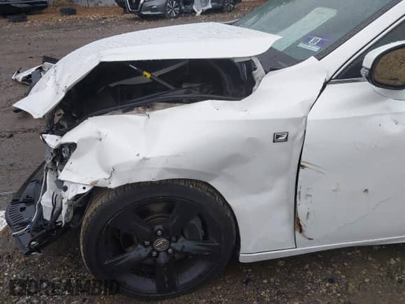 2014 Lexus IS 350 с VIN JTHBE1D22E5002420, выставлен на аукционе IAAI как лот 42260031 с пробегом 122 407 миль миль и . История ставок и продаж доступна на DreamBid. Изображение 6.