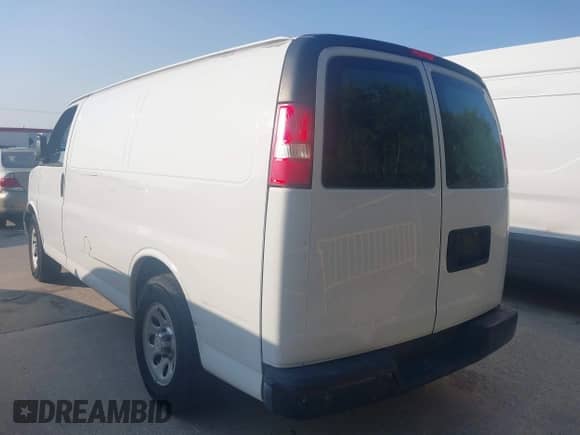 2012 Chevrolet Express Cargo z VIN 1GCSGAFXXC1129988, wystawiony jako IAAI lot #43169101 z przebiegiem 218 792 mil mil oraz . Historia ofert i sprzedaży dostępna na DreamBid. Obrazek 3.