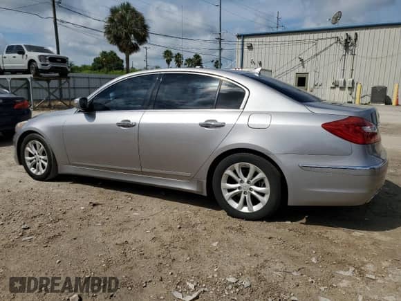 2013 Hyundai Genesis 3.8L with VIN KMHGC4DD2DU247248, listed as a Copart auction lot 71068144 with 121,037 mi miles and Non repairable. Bid and sale history available at DreamBid. Image 2.