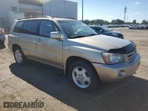 2005 Toyota Highlander with VIN JTEEP21A550074022, listed as a Copart auction lot 84906945 with 110,456 mi miles and Clean title. Bid and sale history available at DreamBid. Image 4.