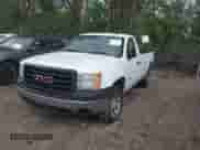 2007 GMC Sierra 1500 Work Truck с VIN 1GTEC14C27Z546439, выставлен на аукционе IAAI как лот 42151757 с пробегом 91 миль миль и . История ставок и продаж доступна на DreamBid. Изображение 2.