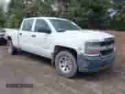 2017 Chevrolet Silverado 1500 Work Truck z VIN 1GCUKNEC0HF103956, wystawiony jako IAAI lot #42091126 z przebiegiem 67 821 mil mil oraz . Historia ofert i sprzedaży dostępna na DreamBid. Obrazek 1.