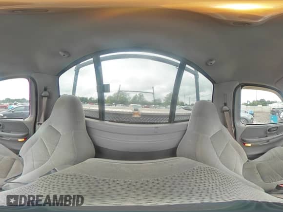 2002 Ford F-150 XL с VIN 2FTRF18W52CA50943, выставлен на аукционе Copart как лот 62456605 с пробегом Не указан миль и Списание • Salvage title. История ставок и продаж доступна на DreamBid. Изображение 14.