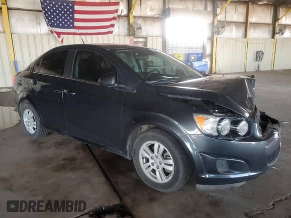 2014 Chevrolet Sonic LT с VIN 1G1JC5SB2E4168576, выставлен на аукционе Copart как лот 70909605 с пробегом 100 058 миль миль и Списание • Salvage title. История ставок и продаж доступна на DreamBid. Изображение 4.