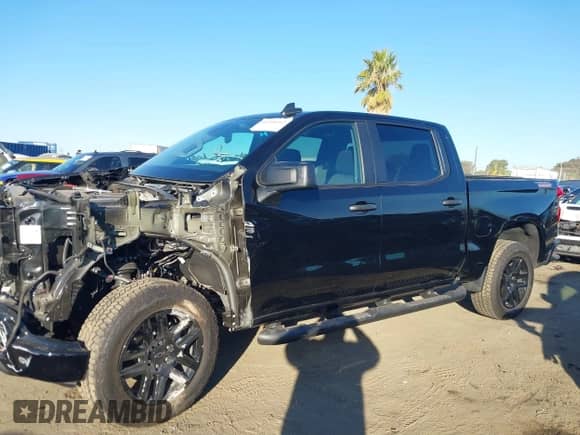 2024 Chevrolet Silverado 1500 Custom Trail Boss with VIN 3GCPDCEK6RG332029, listed as a IAAI auction lot 41299212 with 7,480 mi miles and . Bid and sale history available at DreamBid. Image 15.