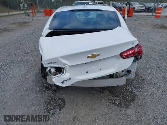 2022 Chevrolet Malibu LT z VIN 1G1ZD5ST7NF141838, wystawiony jako IAAI lot #43266941 z przebiegiem 62 216 mil mil oraz . Historia ofert i sprzedaży dostępna na DreamBid. Obrazek 6.